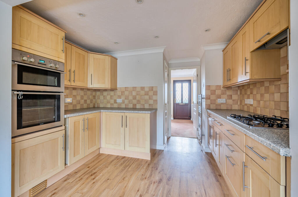 1381553-10-691747...