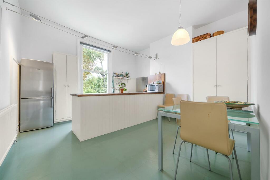 Kitchen.jpg