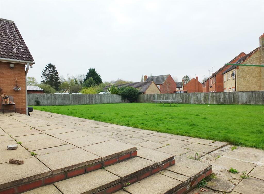 Garden a.jpg