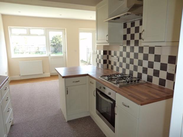 175BedfordRoadKitchen1