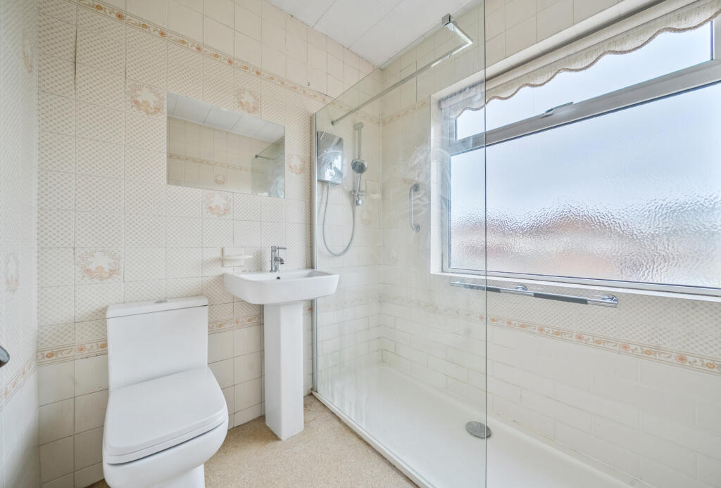 1385642-11-692709...