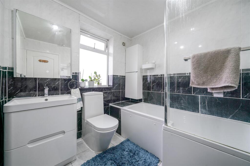 18 Wadham Gardens - VPN4fWzy9U0TnVT5cjzH.jpg