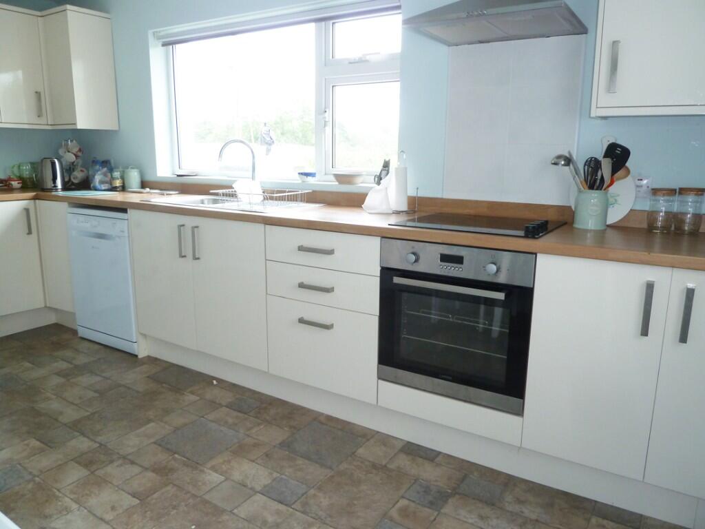 Kitchen/breakfast rm