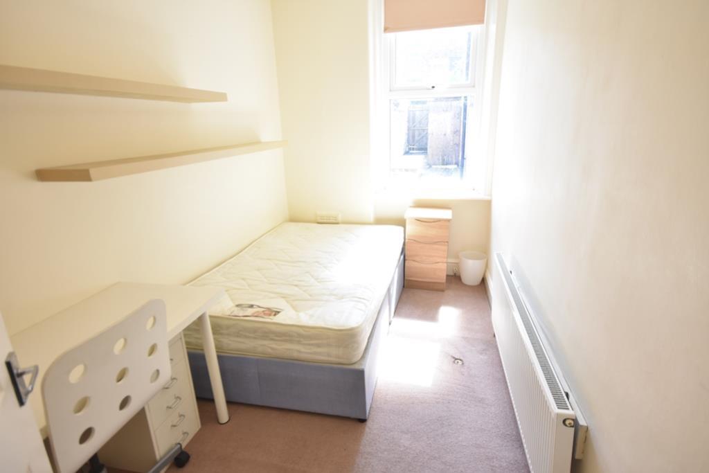 39 Buston Terrace pics3