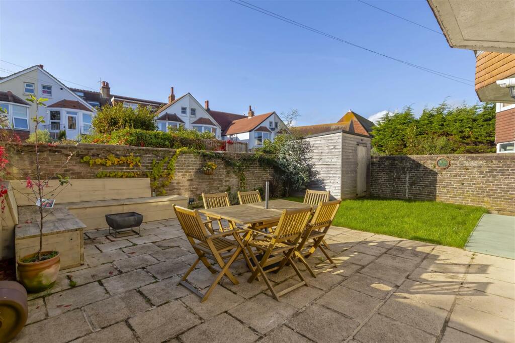 3 9-11 Alexandra_17.jpg