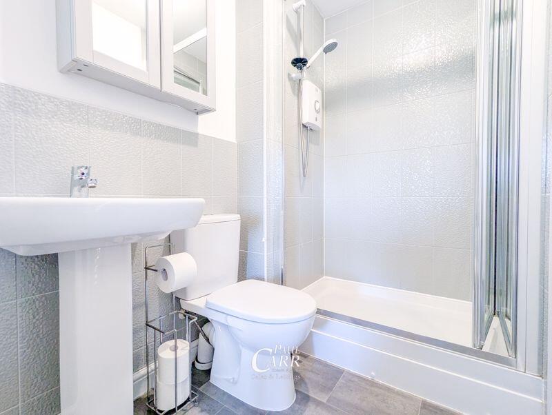 Master En-Suite