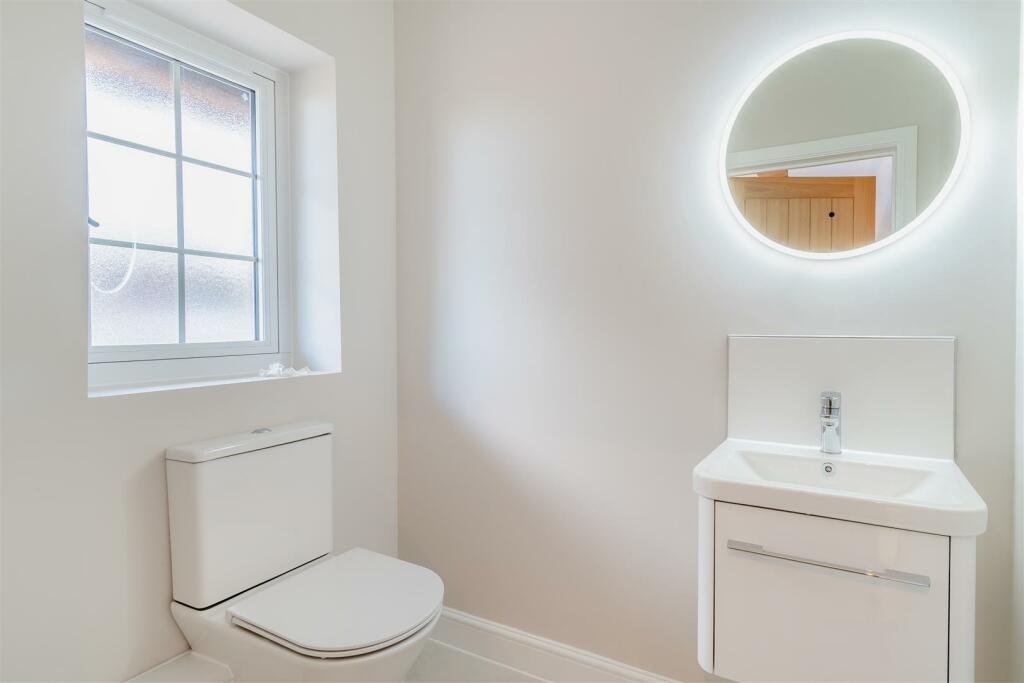 8575703-interior13.jpg