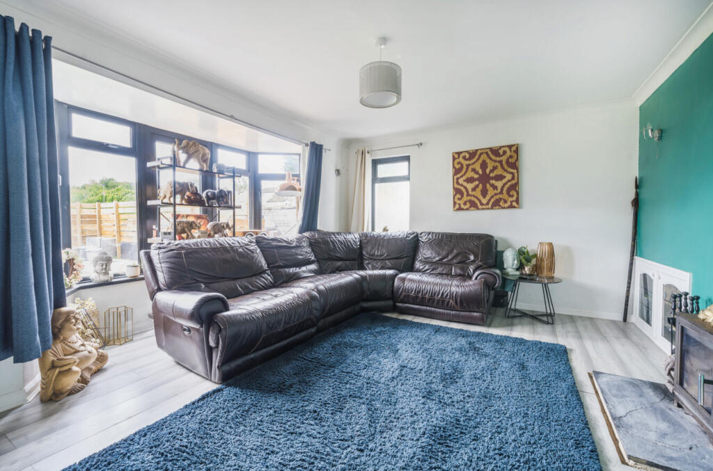 1297916-22-6836ec...