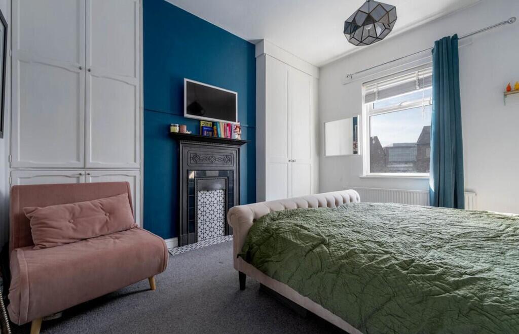 IMG-20250604-WA00...