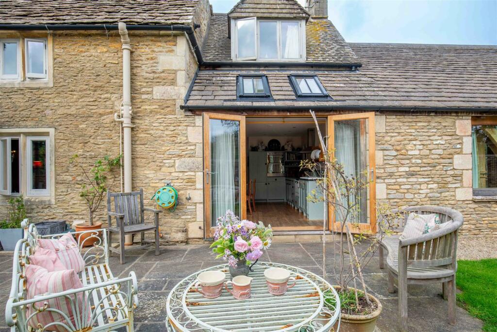 (Web)AveryCottage39-.jpg