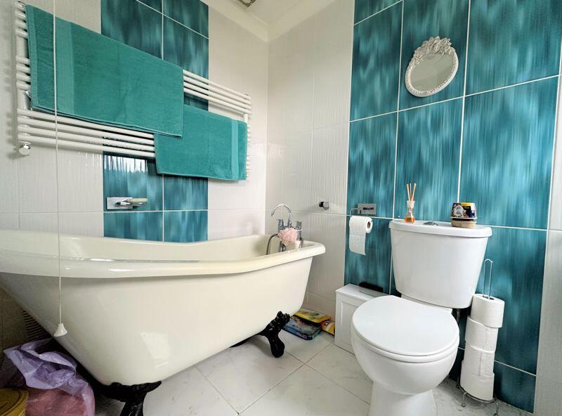 En Suite Bathroom