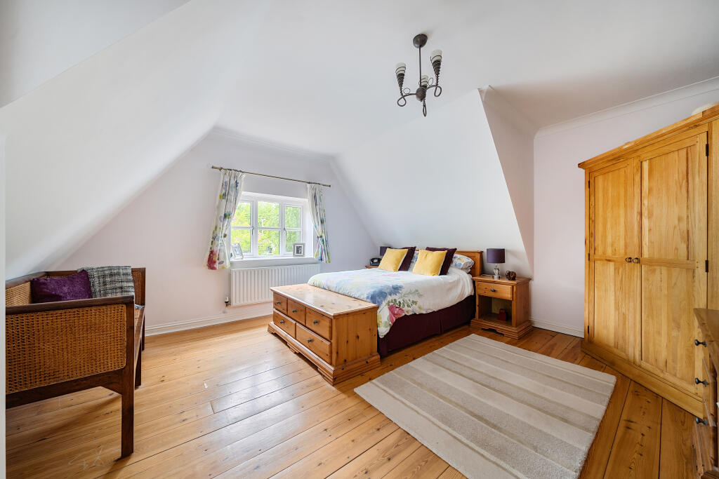 456822042e4b8d11291204arw45