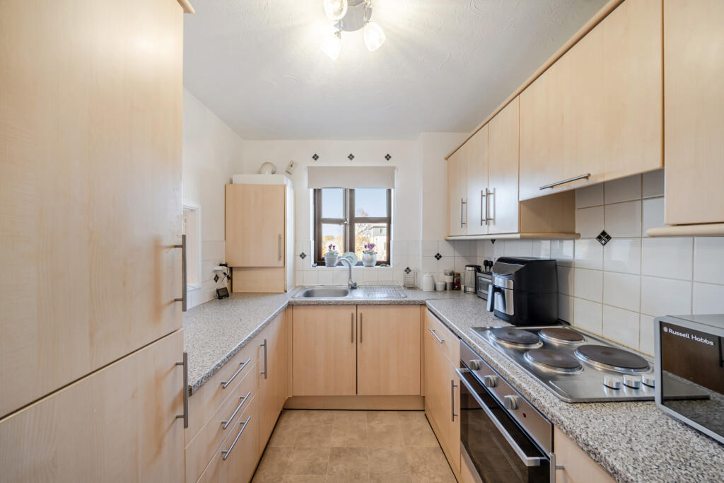 1386519-9-69301bd...