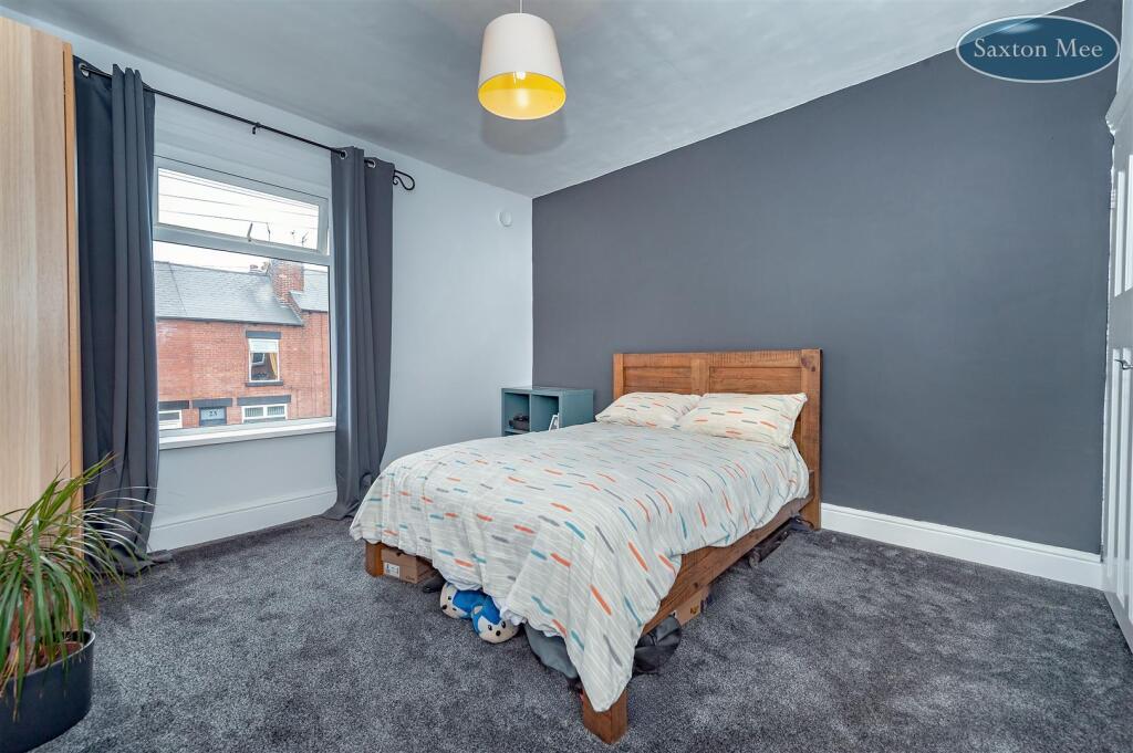 victor st bedroom 2 7718c.jpg