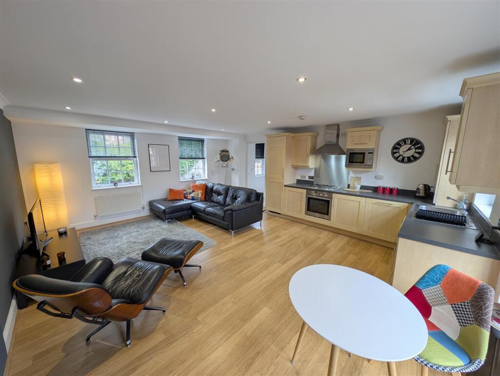 Lounge/Kitchen/Diner