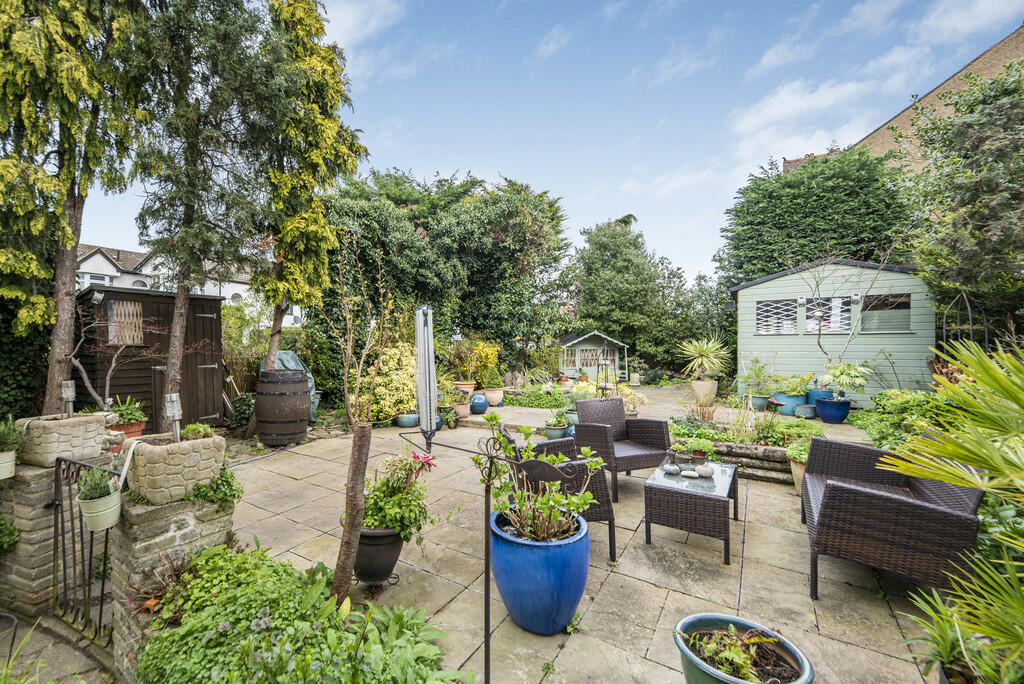 Garden (8)