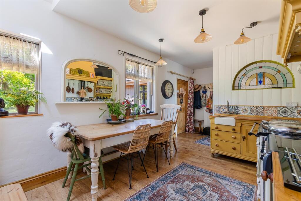 A18 - Highfield Culver Lane South Brent - 250430.j