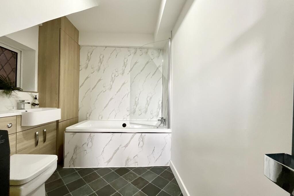 bathroom/utility
