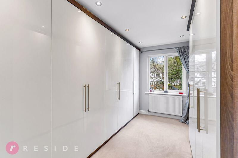 Walk-In Wardrobe