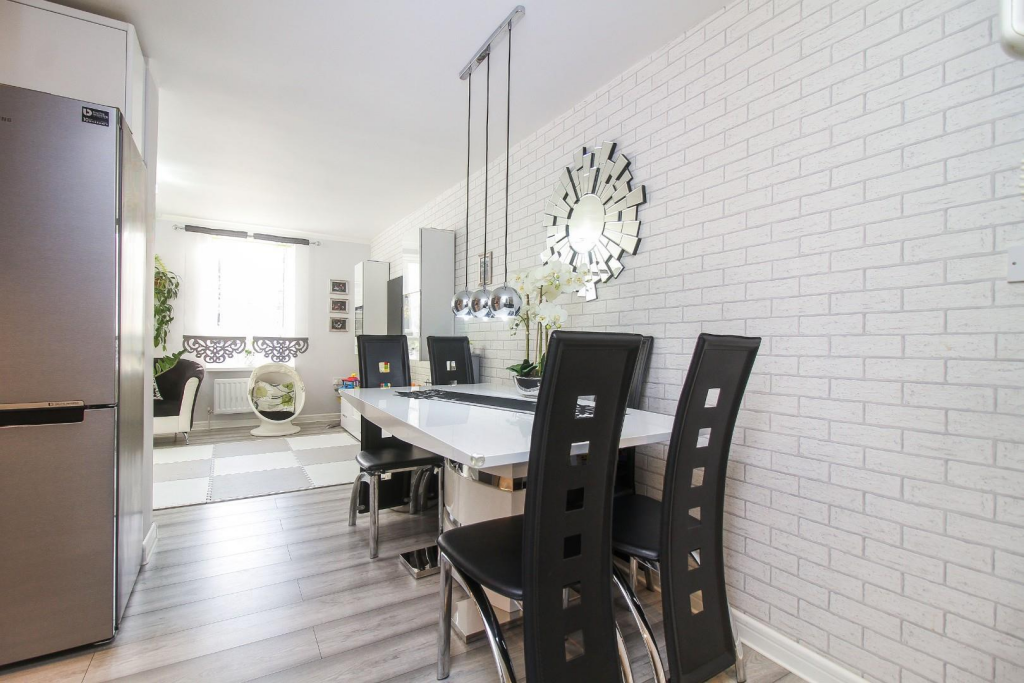 Living / Dining Room