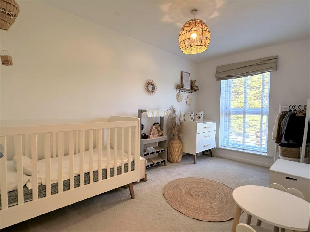 BEDROOM4