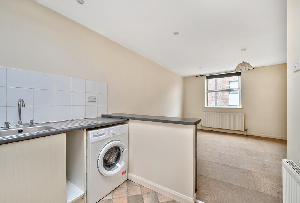 16-681c971ab698f-...