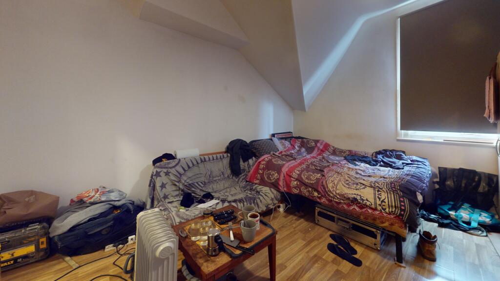 8 Brampton Park Road, Hornsey, London, N22 6BG