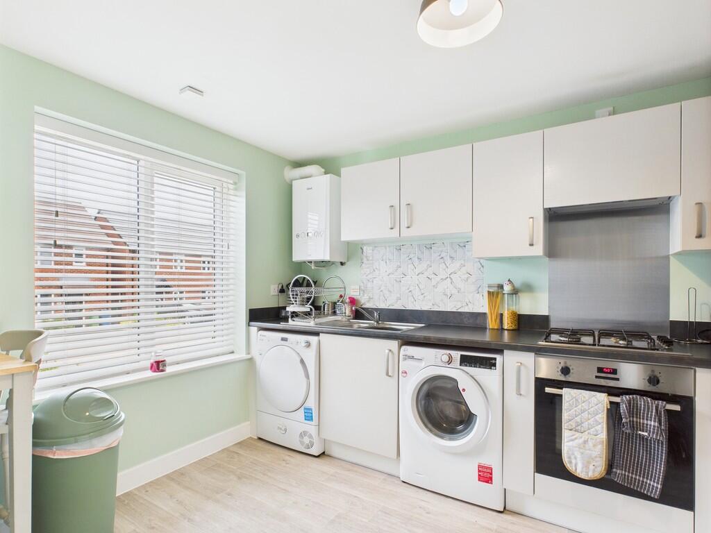 CAM03582G0-PR0123...