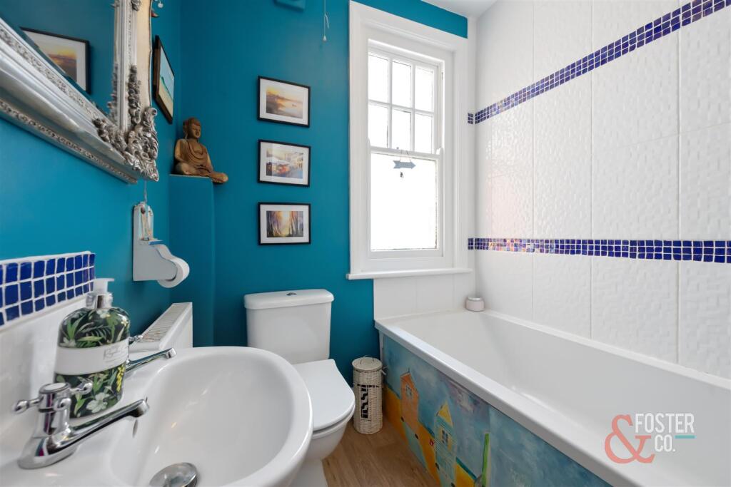 Addison Road, 84-008.jpg