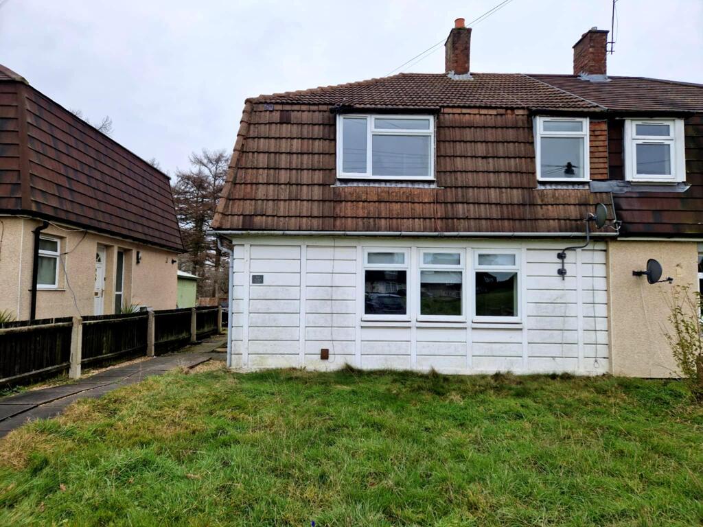 Rowley Close, Hednesford- 4 bedroom semi detached