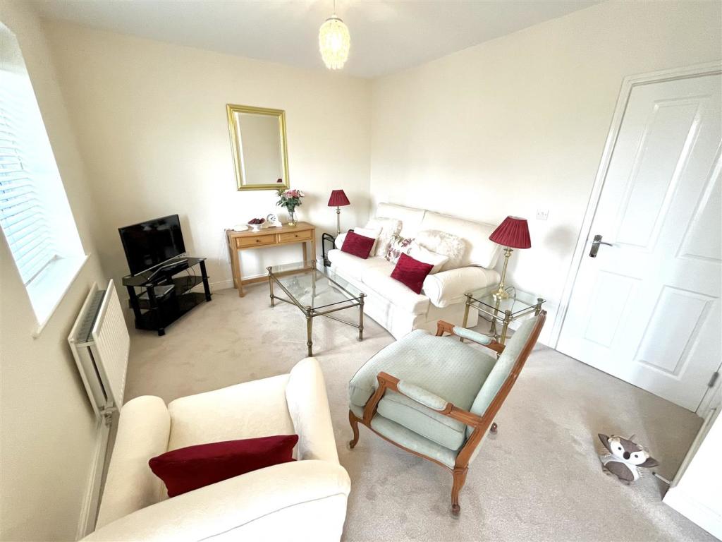 Lounge &amp; Dining Room Aspect 3.jpg