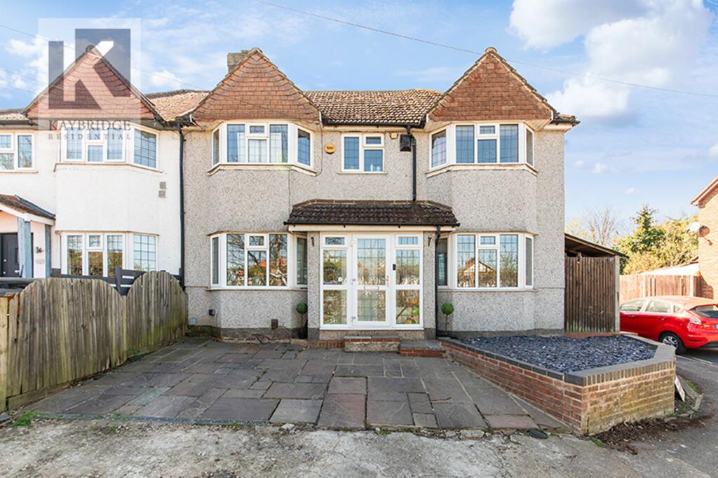The Hawthorns, Epsom - KT17 2QA