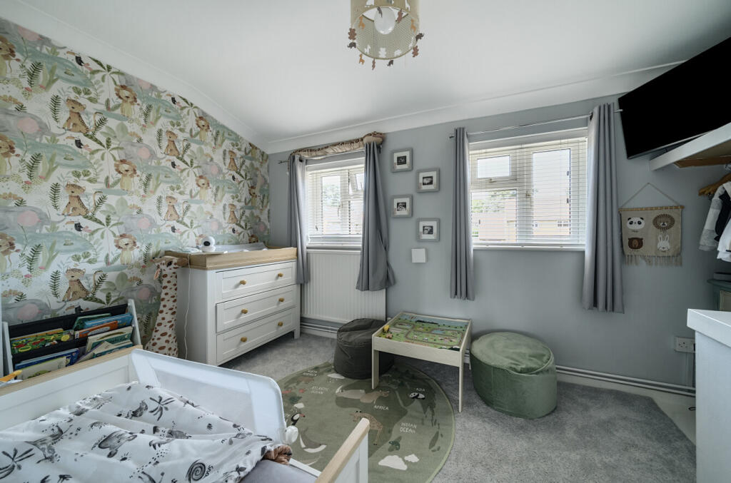 1305261-11-684bfe...