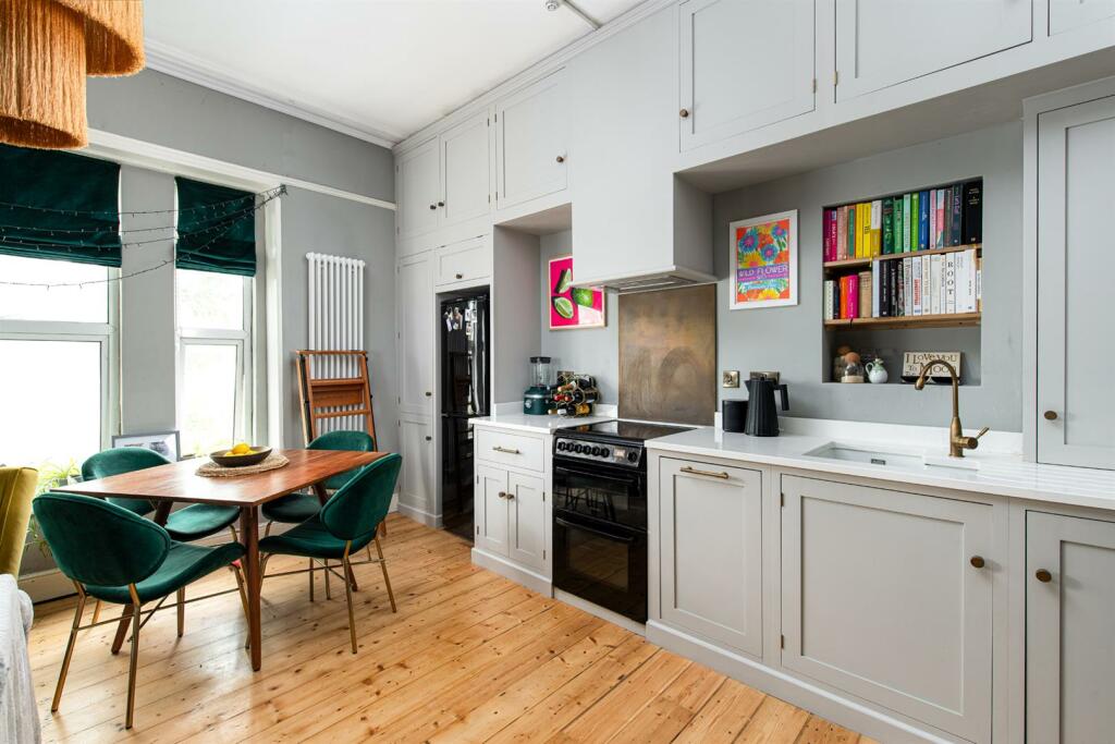 Kitchen_1.jpg