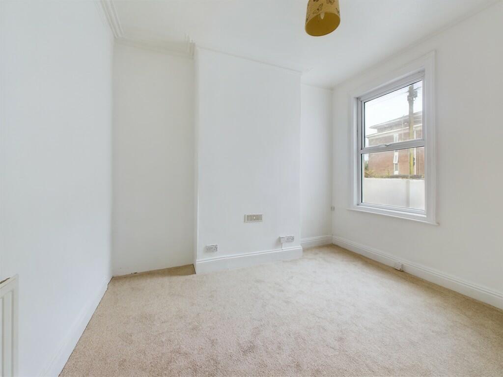 CAM03974G0-PR0034...