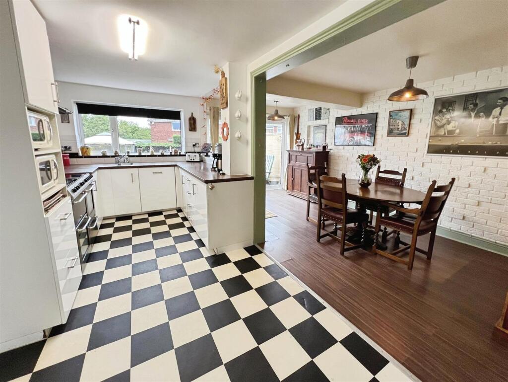 Kitchen &amp; Dining Area