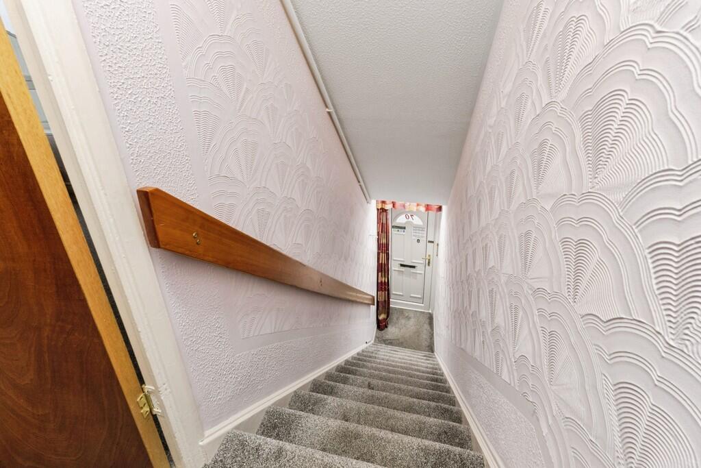 89209246-70 20Lim...