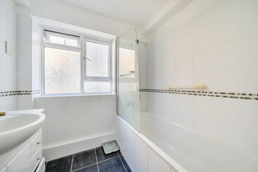 1344209-13-68bf04...