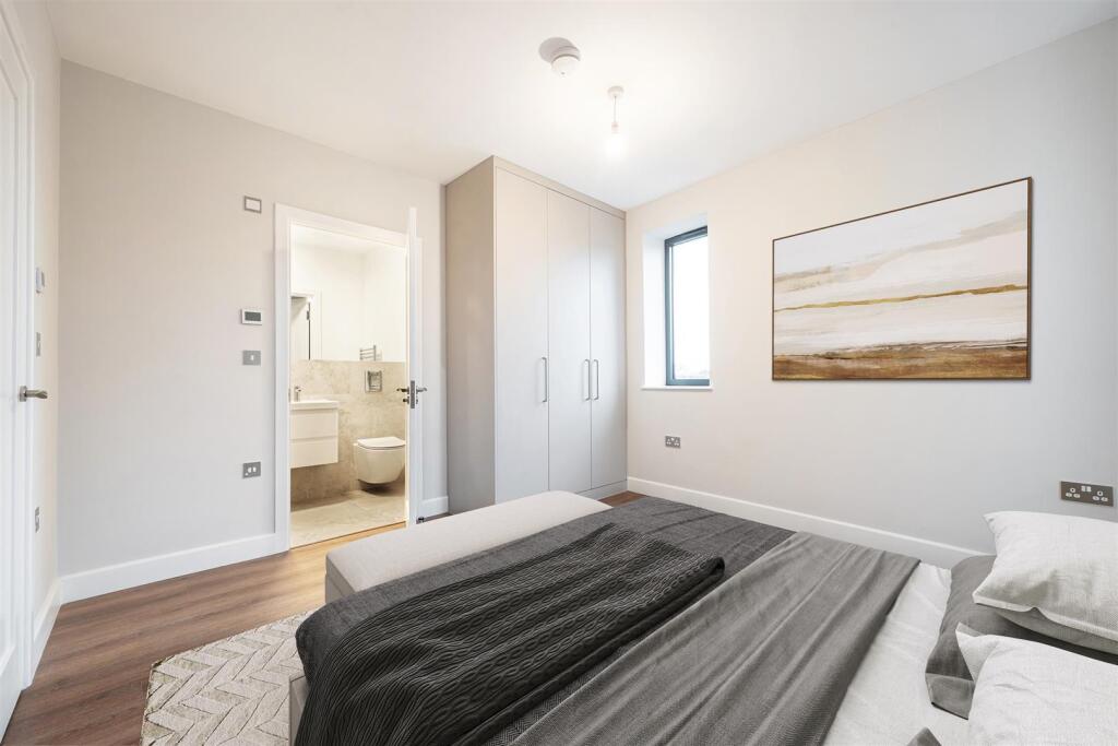 Bedroom.jpg