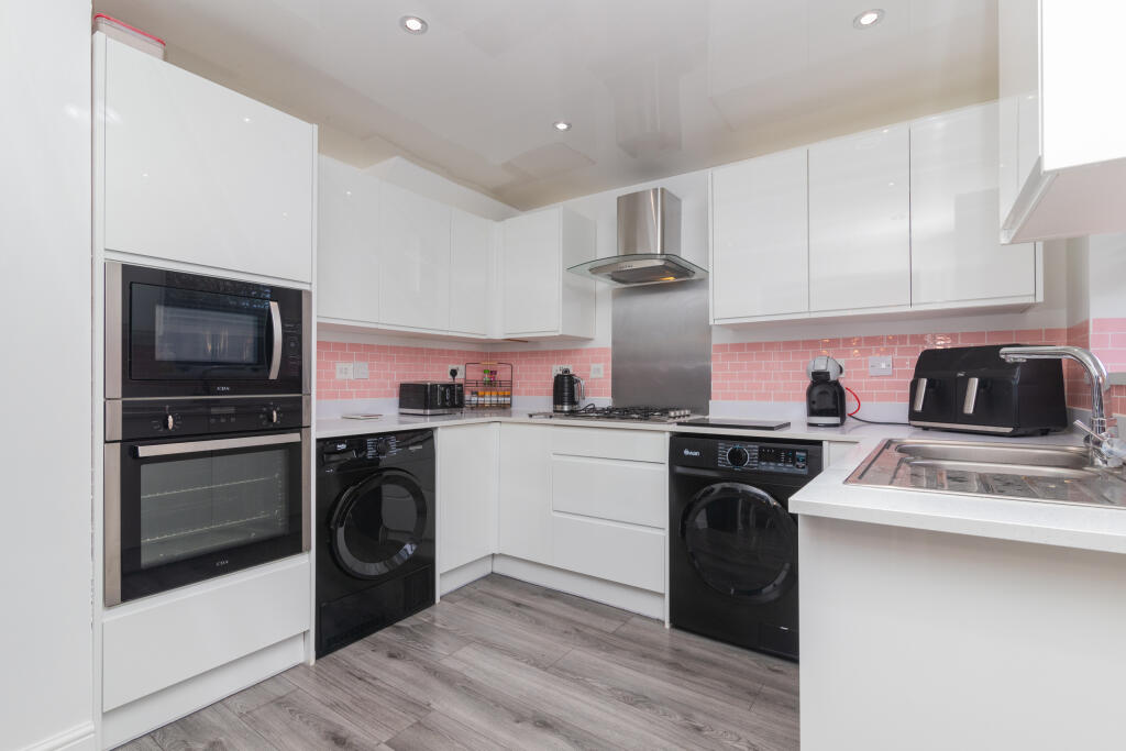 17 Rotherwood Avenue, Paisley, PA2 0LQ 2L-22