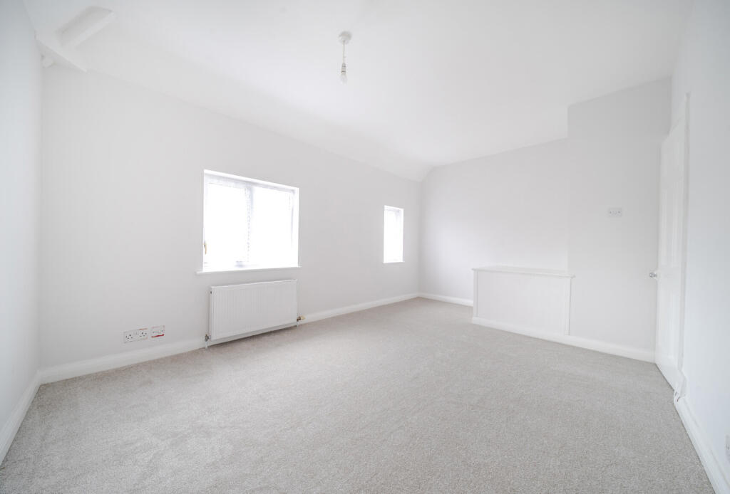 1369784-18-68f216...