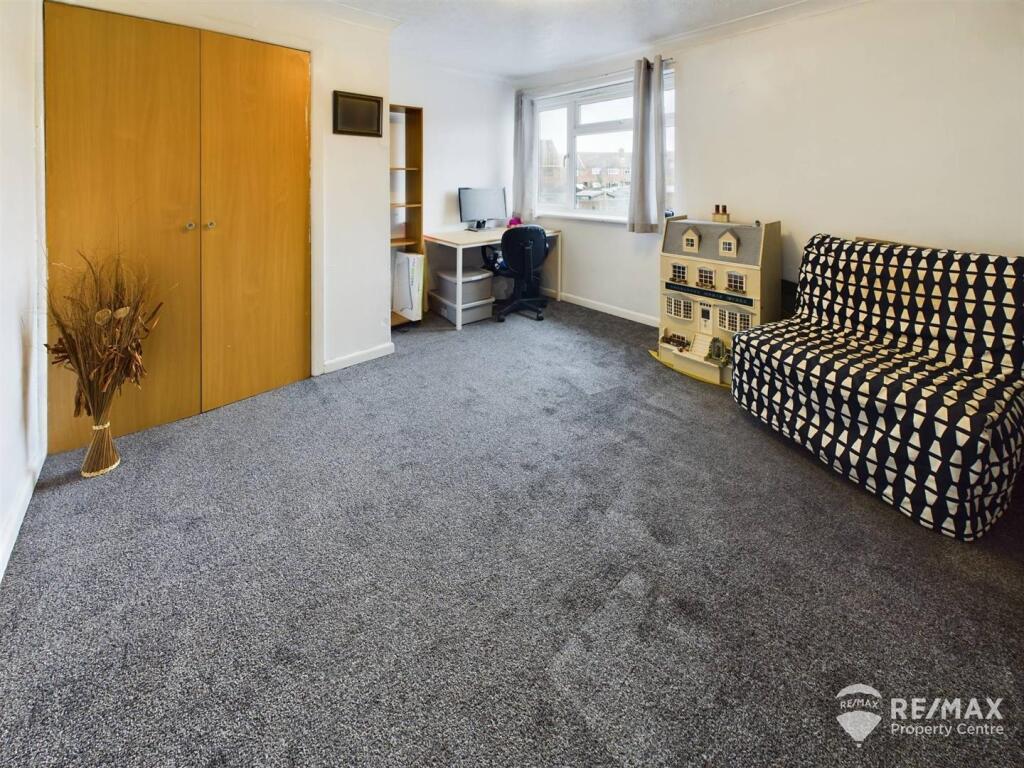 Bedroom 2.jpg