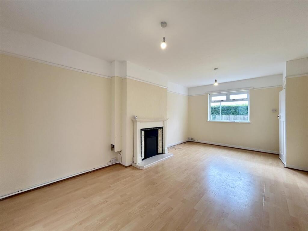Living room.jpeg