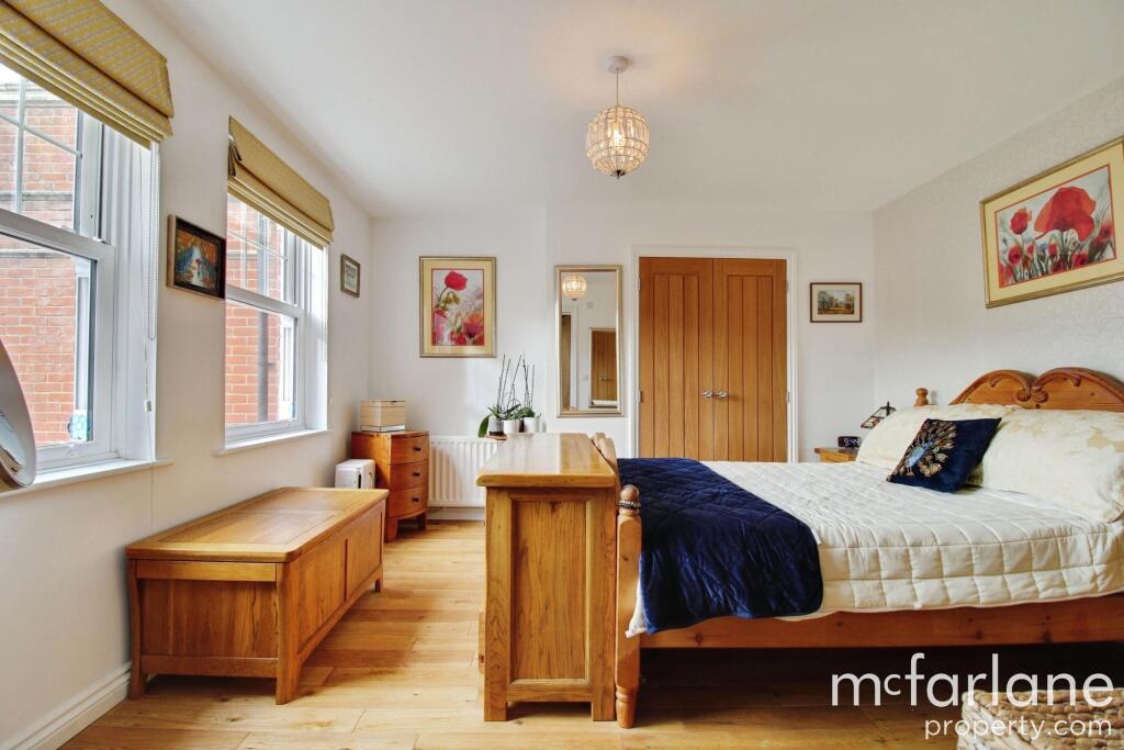 Master bedroom and En-suite