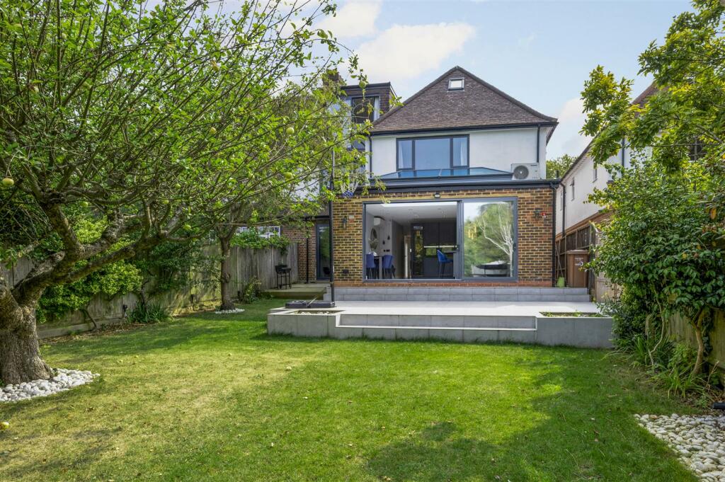 34 Holland Avenue,19.jpg
