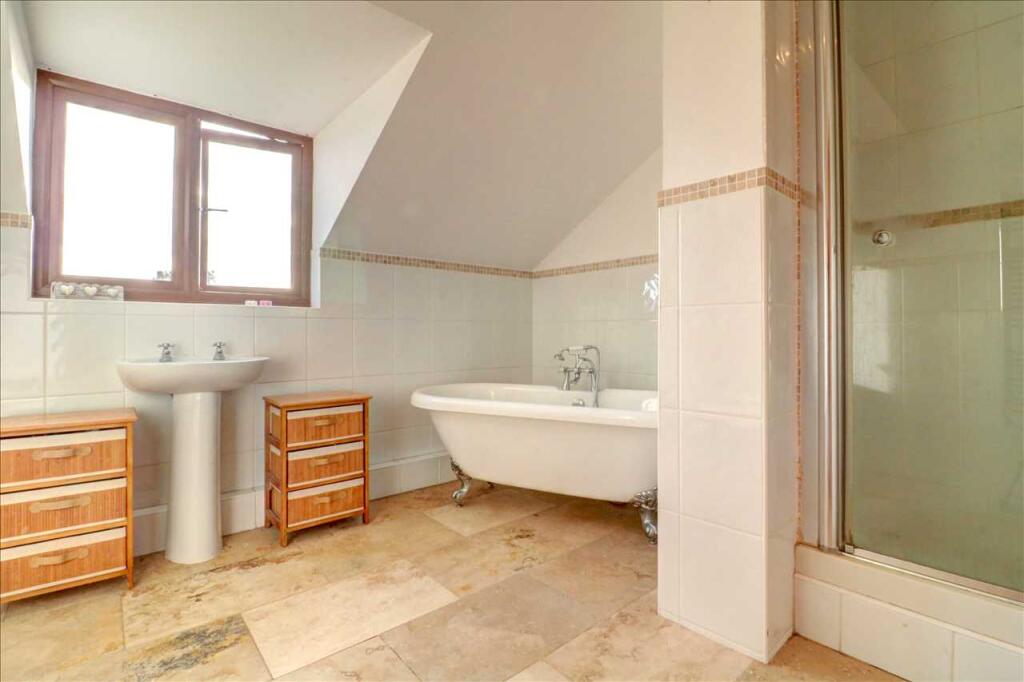 Hipsley Paddock, Hipsley Lane, Hurley