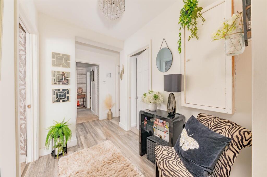 9 Craigmount Avenue Dundee-8.JPG