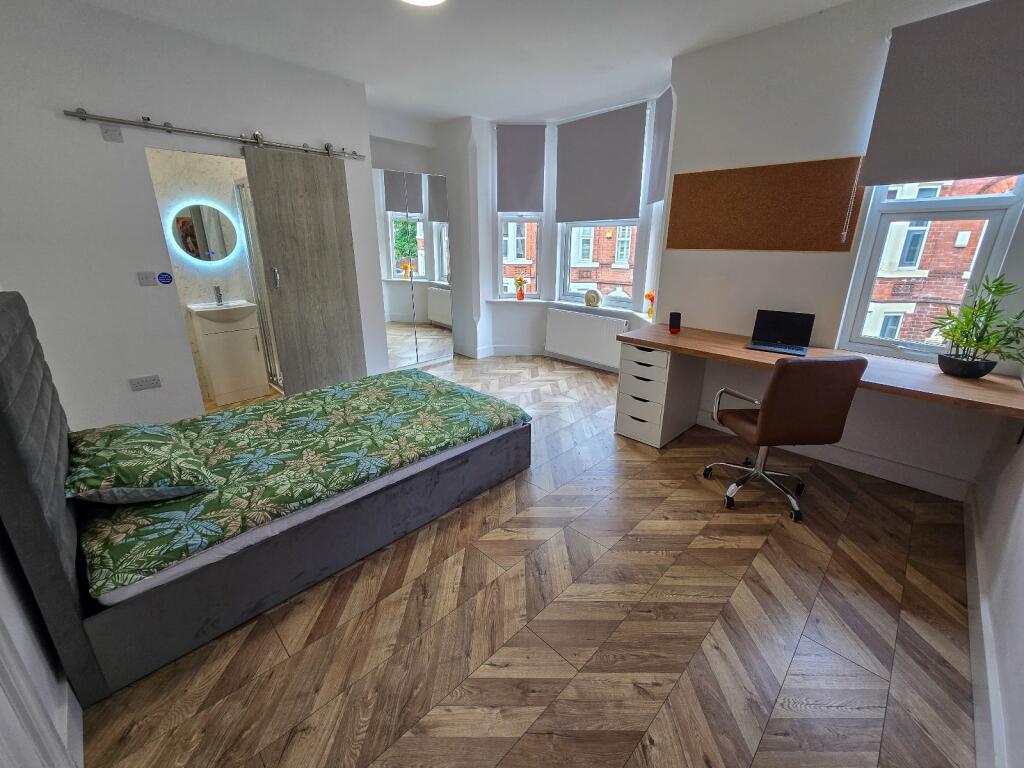 WhatsApp Image 2025-08-20 at 14.25.42 (1).jpeg