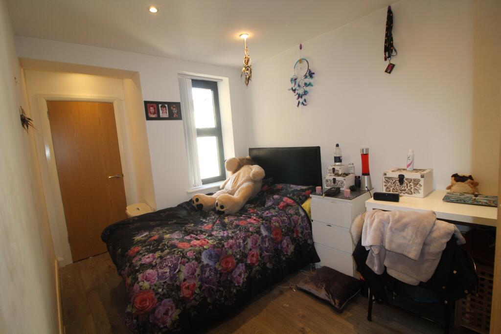 room 4