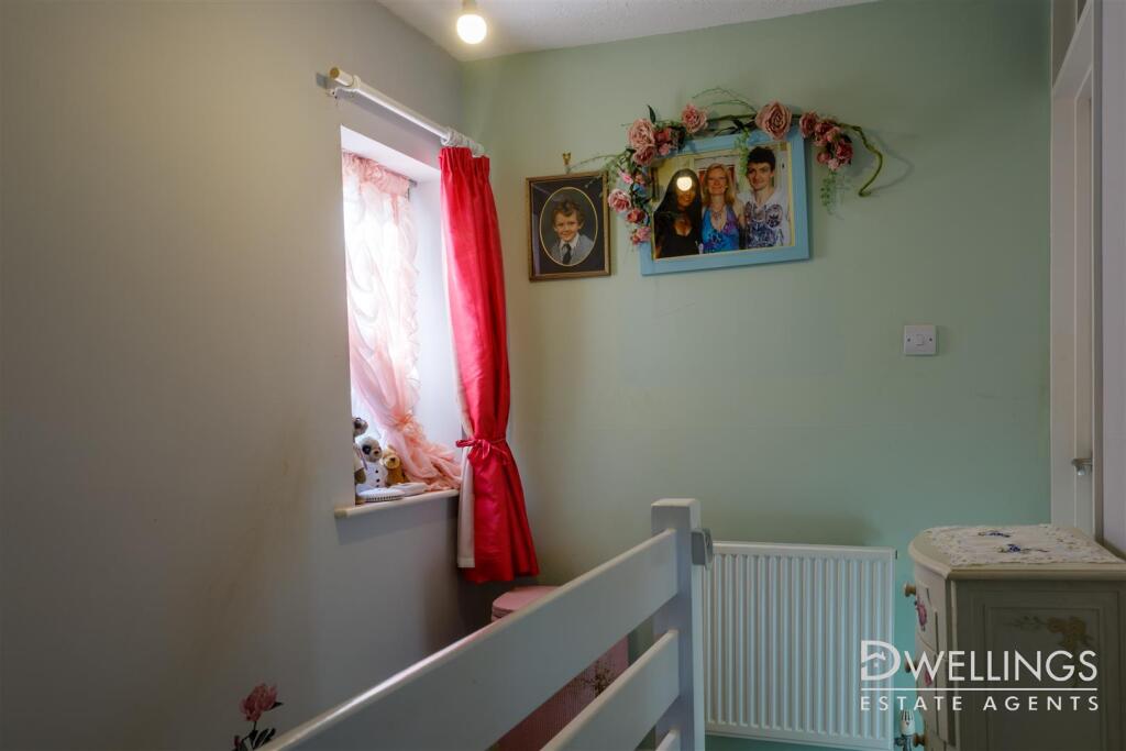 DWELEST- 7 Lordswell Road, Shobnall, DE14 2TA - 02